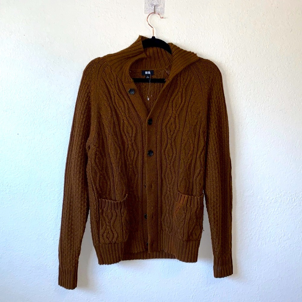 NWOT - Uniqlo Cable Knit Cardigan